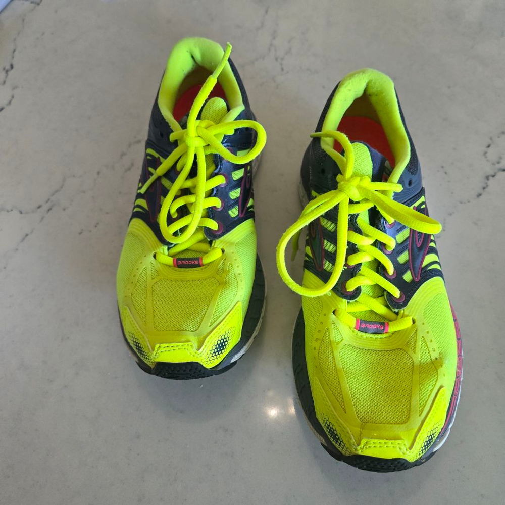 Women's Brooks Glycerin 7.5 Neon Yellow Gray Athletic Shoes